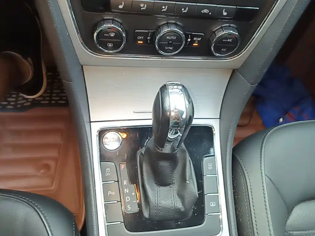 Volkswagen Passat — миниатюра 14