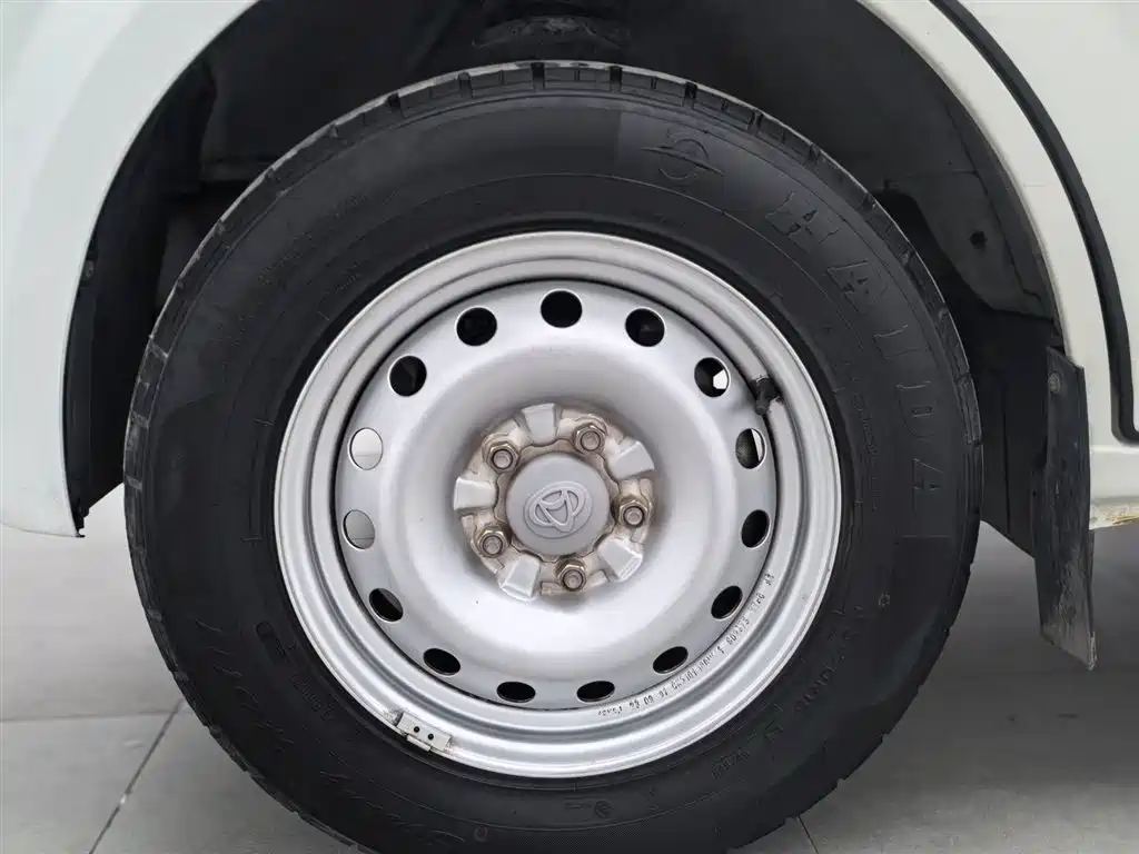 CHANGAN CROSS STAR V7 EV