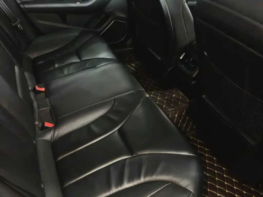 Hongqi Hongqi H5 — миниатюра 5