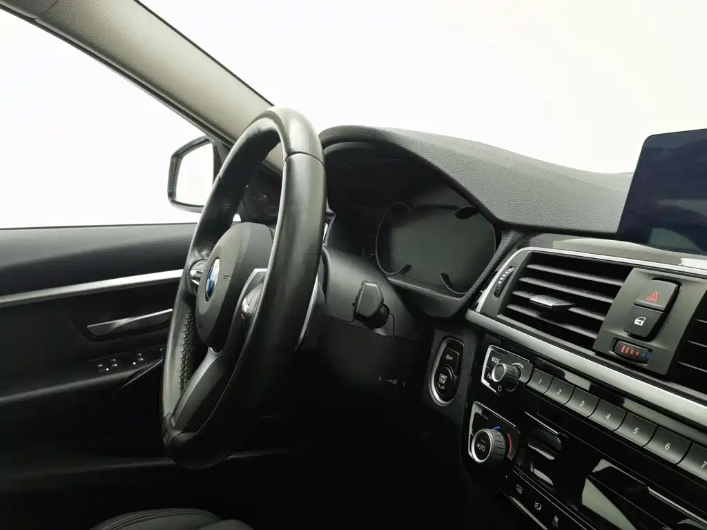 BMW 3 Series — миниатюра 22