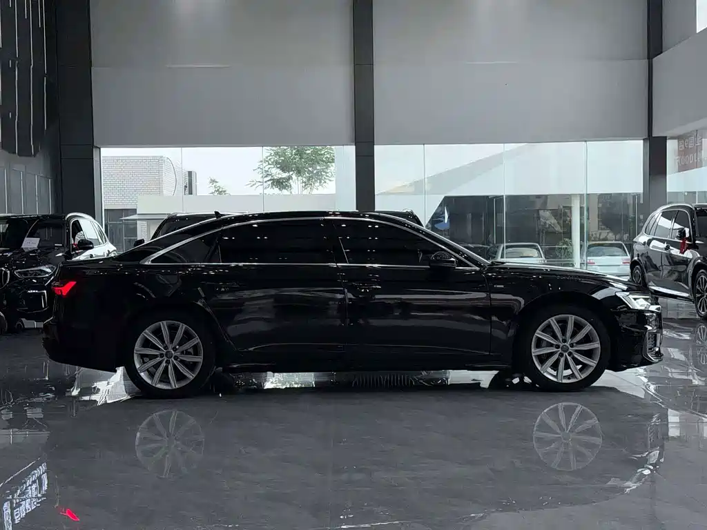Audi A6L — миниатюра 9