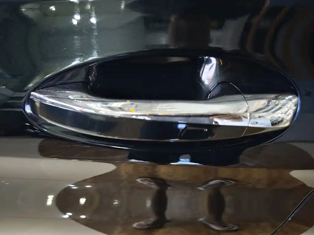 Mercedes-Benz C-Class — миниатюра 12