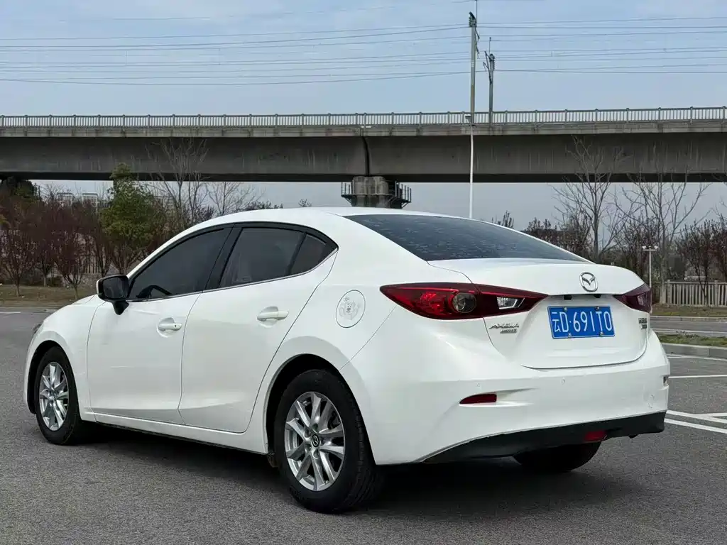 Mazda 3 Axela — миниатюра 7