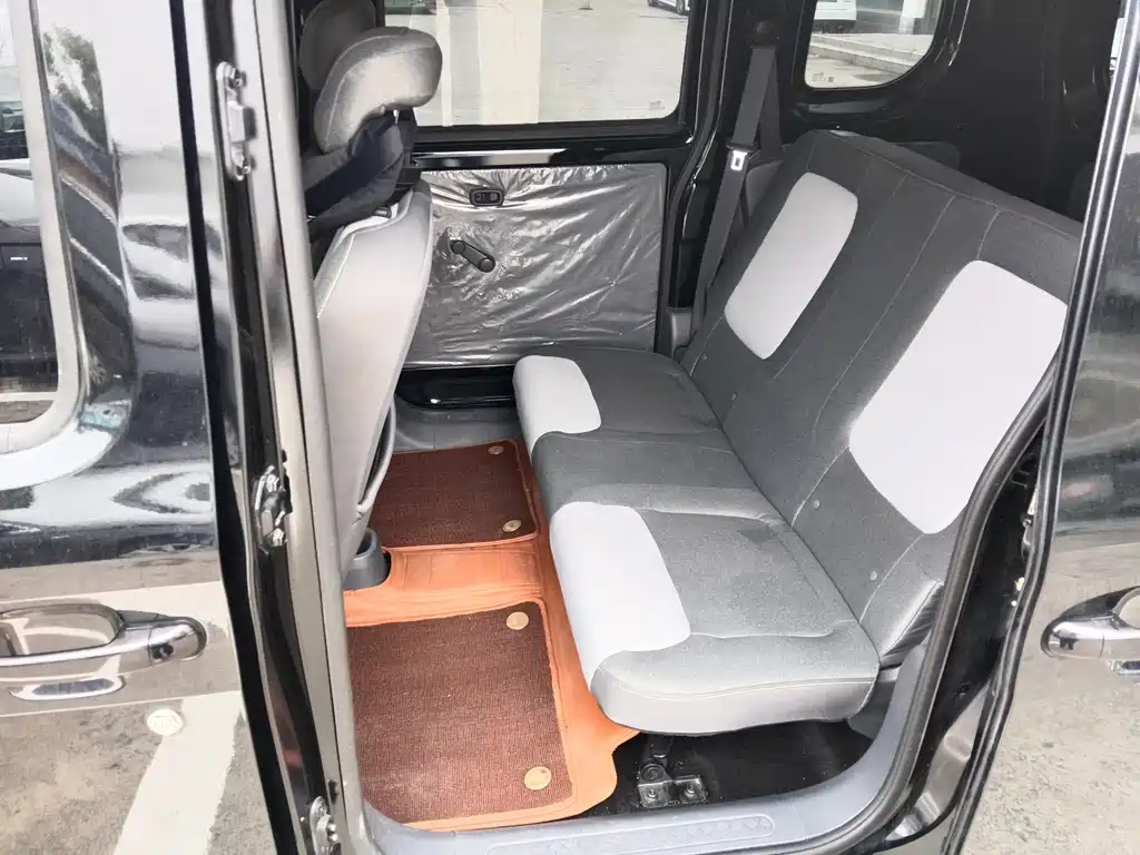 Wuling Zhiguang EV — миниатюра 9