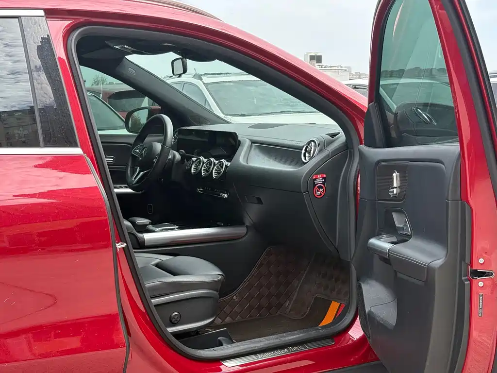 Mercedes-Benz GLA — миниатюра 4