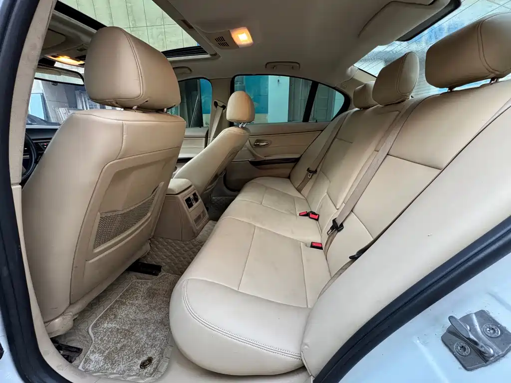 BMW 3 Series — миниатюра 6