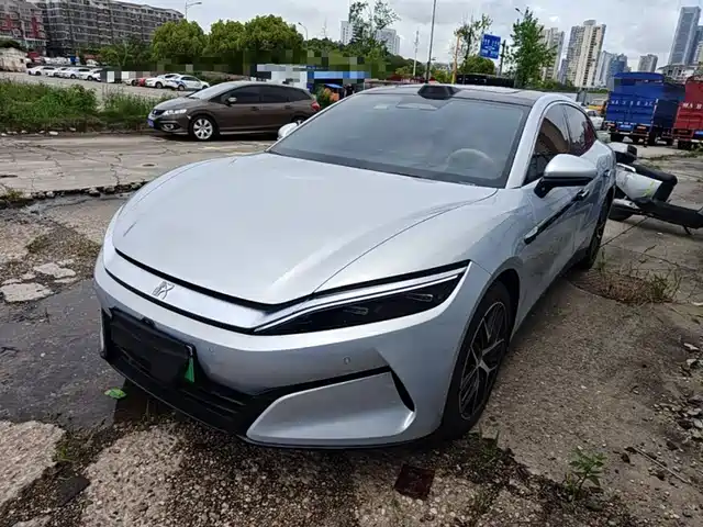 2025 BYD Han