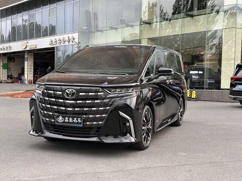 Toyota Alphard 2024