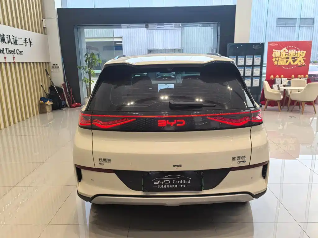 BYD Sealion 05 EV — миниатюра 5