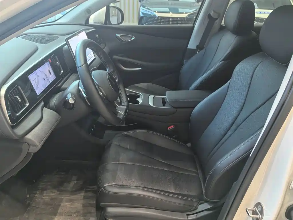 BYD Sealion 05 EV — миниатюра 10