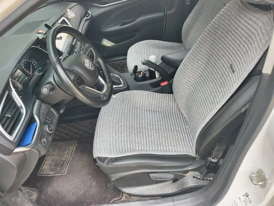 Buick Excelle — миниатюра 9