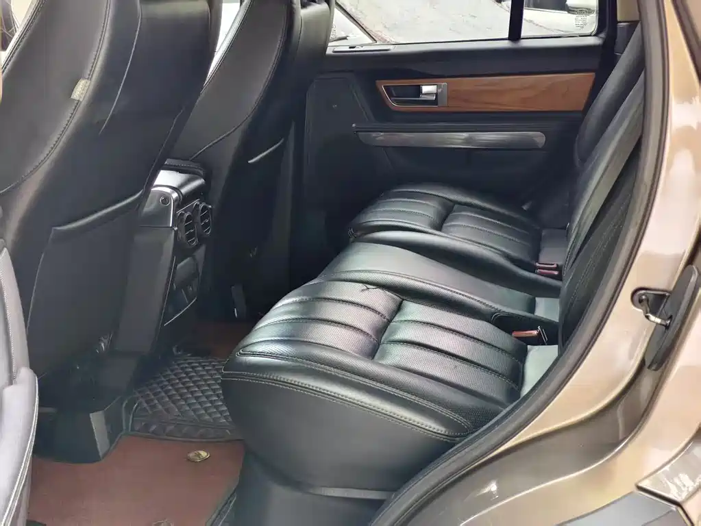 Land Rover Range Rover Sport 2012 3.0 TDV6 HSE