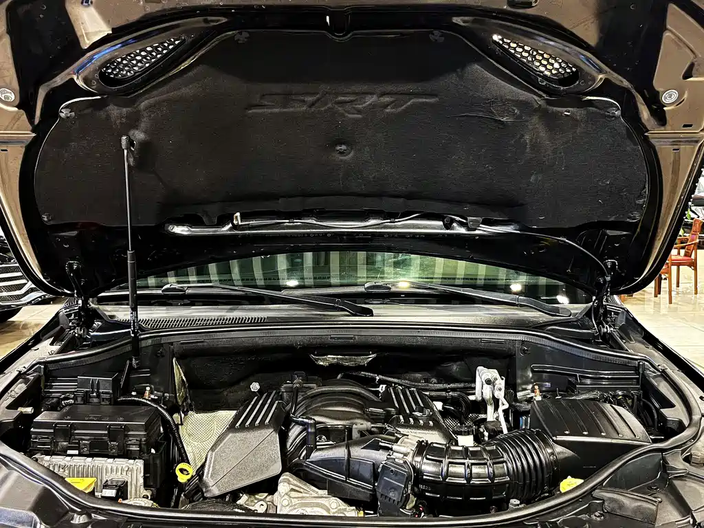 Jeep Grand Cherokee SRT — миниатюра 10