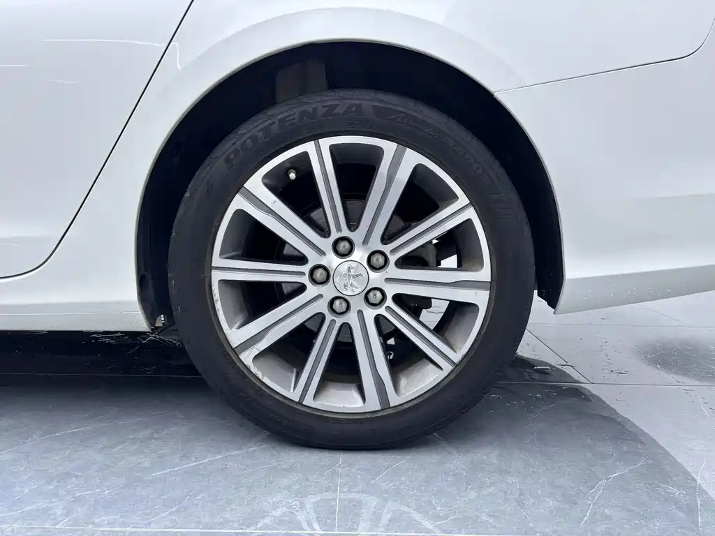 Peugeot 408 — миниатюра 10