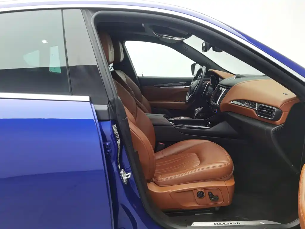 Maserati Levante — фотографии объявления, Фото 24