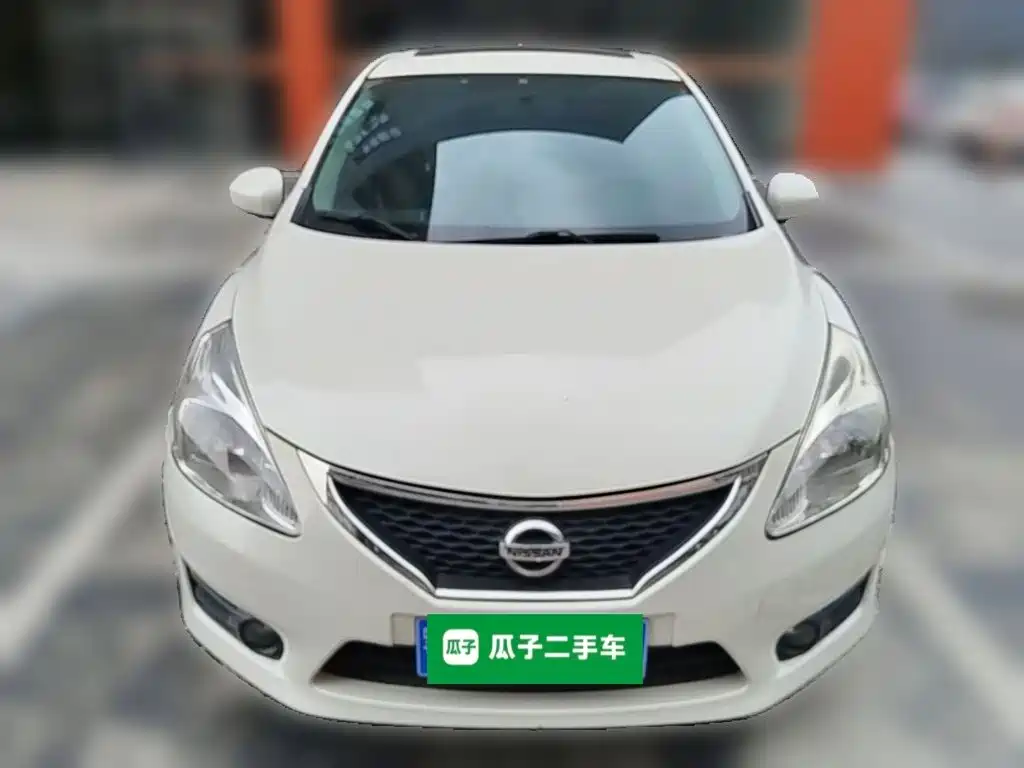 Nissan Tiida — миниатюра 5