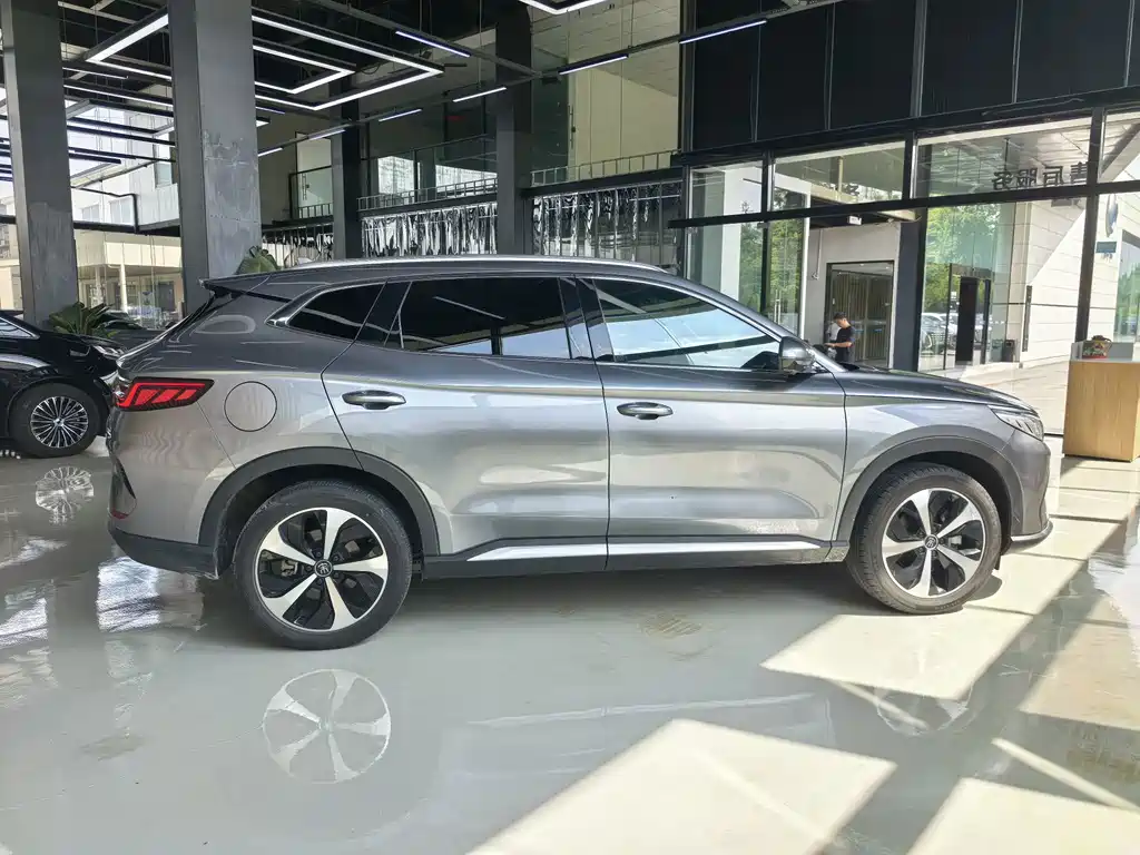 BYD PLUS New Energy — миниатюра 15