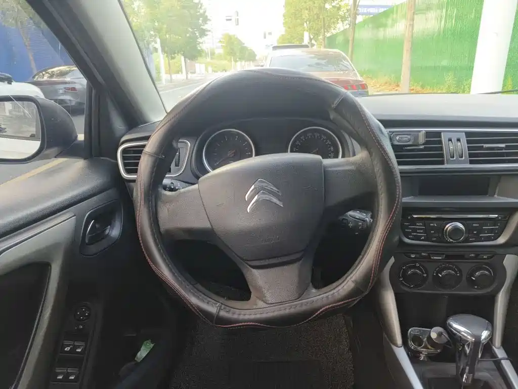 Citroen C3-XR — миниатюра 3