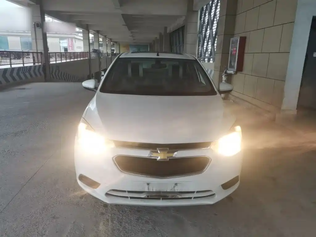 Chevrolet Sail — миниатюра 3