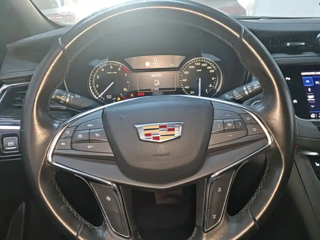 Cadillac XT5 — миниатюра 11