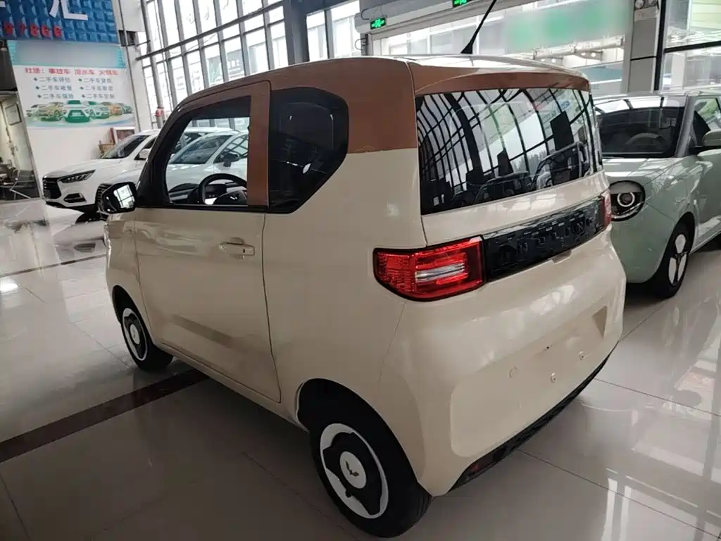Wuling MINIEV — миниатюра 5