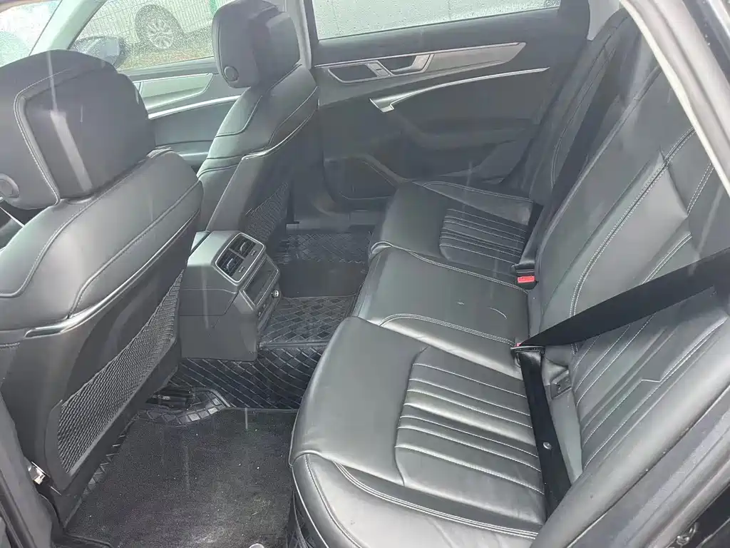 Audi A6L — миниатюра 7