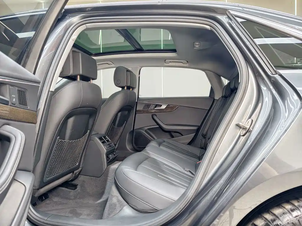 Audi A4L — миниатюра 8