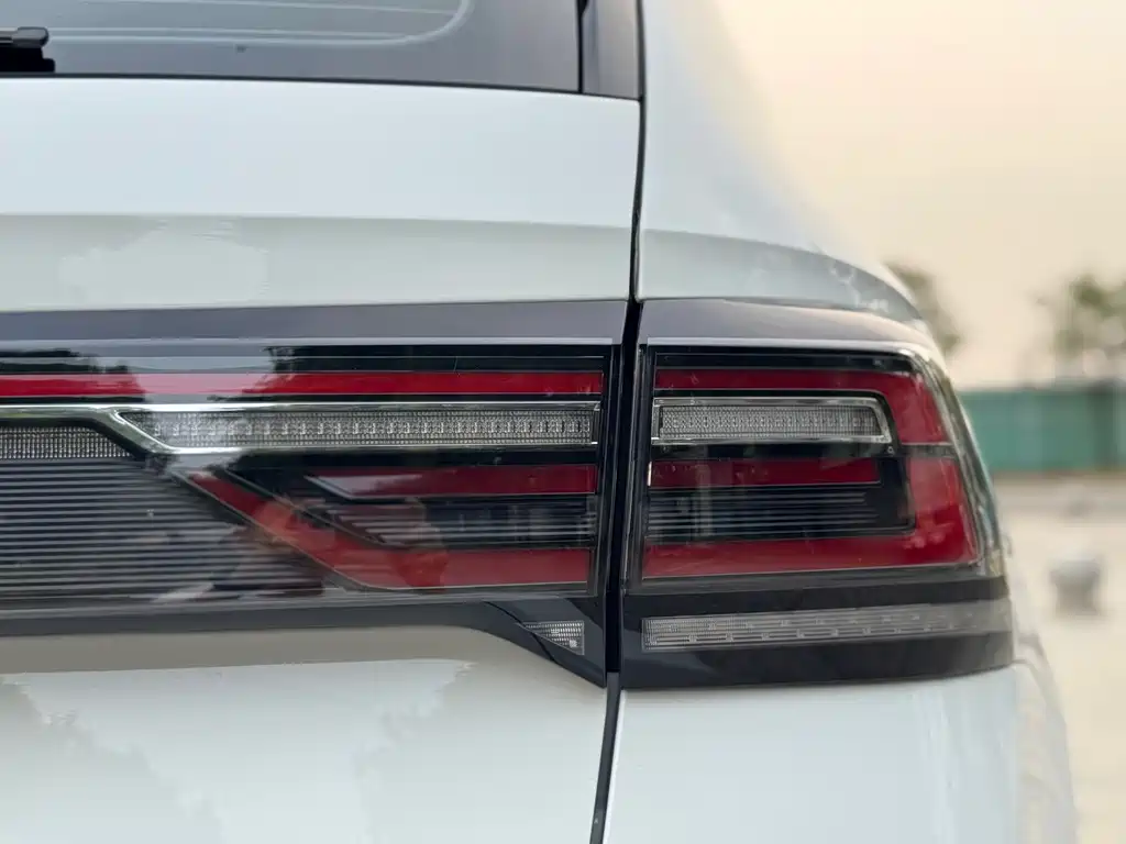 Volkswagen Tharu — миниатюра 26