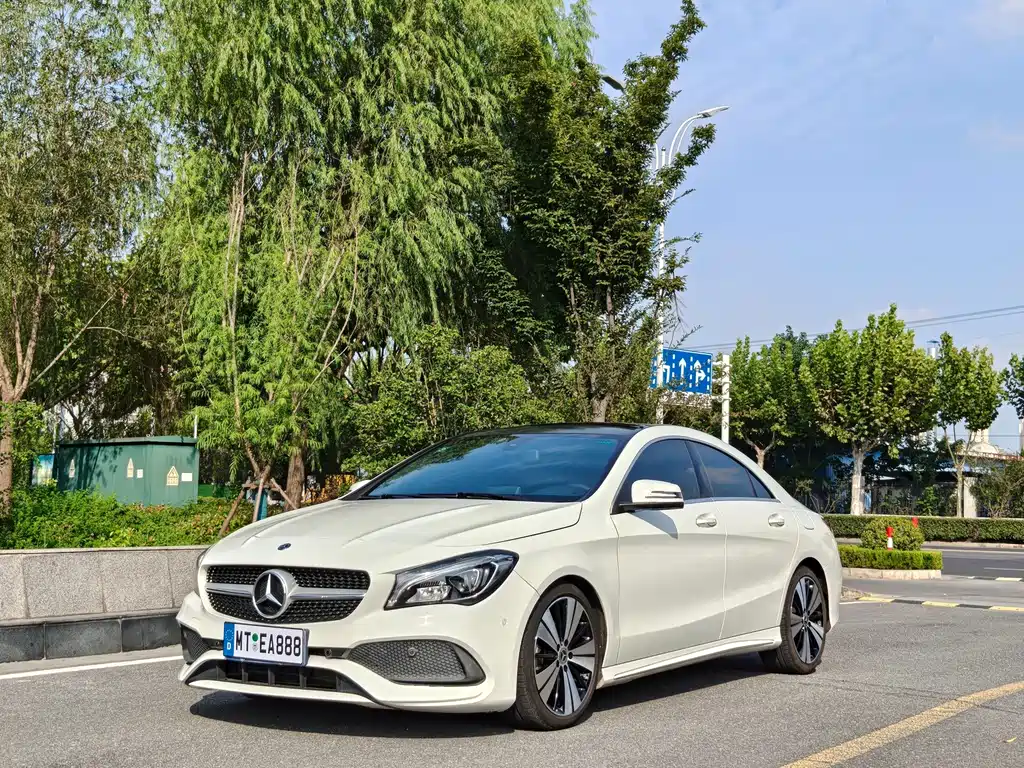 Mercedes-Benz CLA (Import)