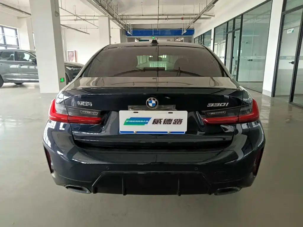 BMW 3 Series — миниатюра 5