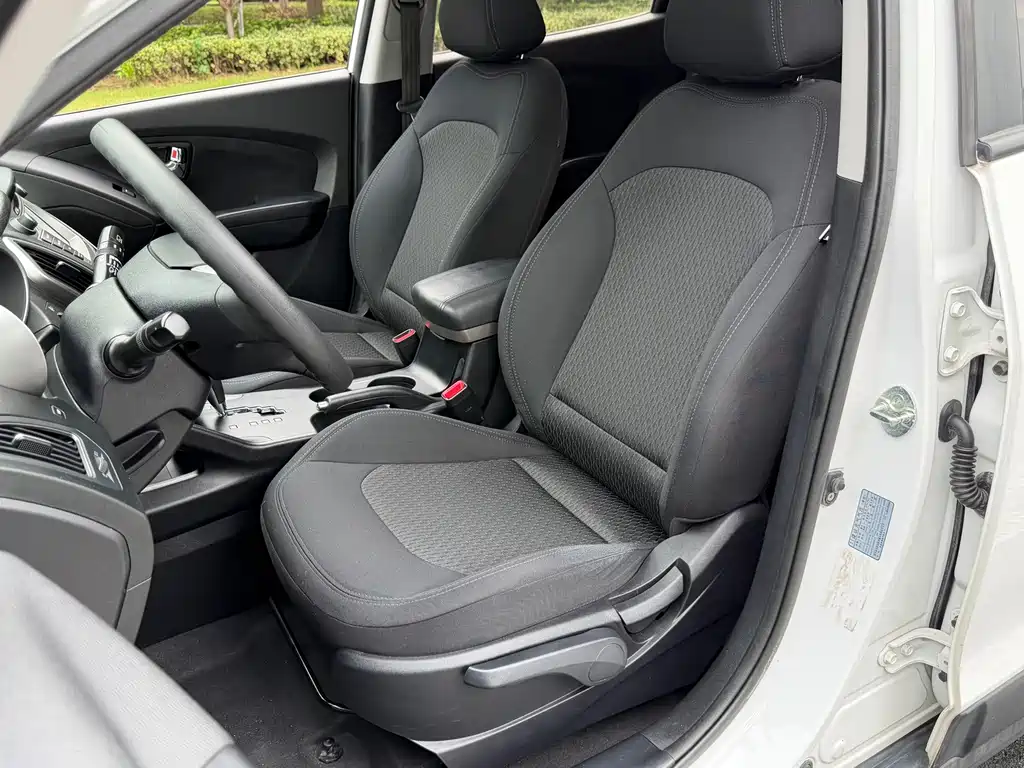 Hyundai ix35 — миниатюра 7