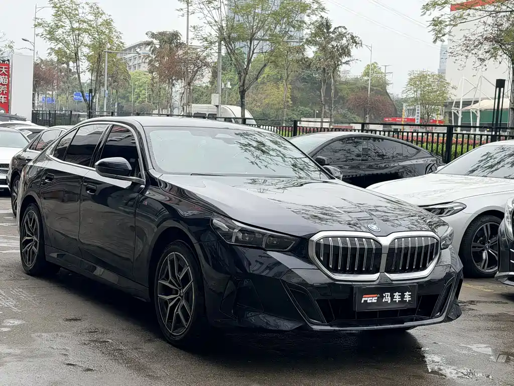 BMW i5 2026