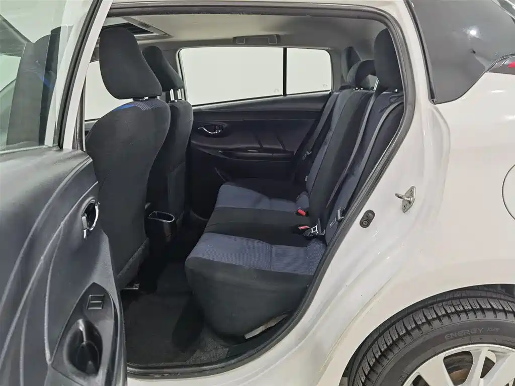 TOYOTA YARIS L ZHIXUAN