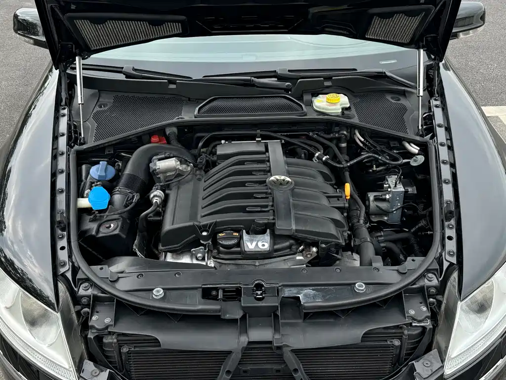 Volkswagen Phaeton — миниатюра 31