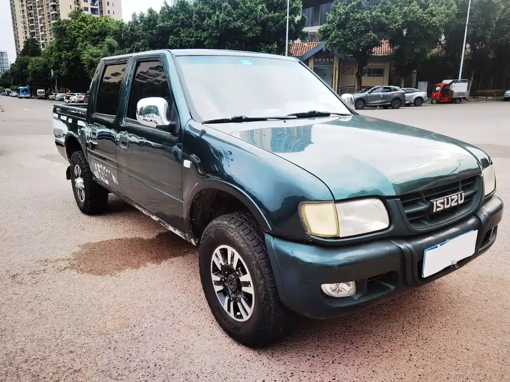 Isuzu Pickup — миниатюра 3