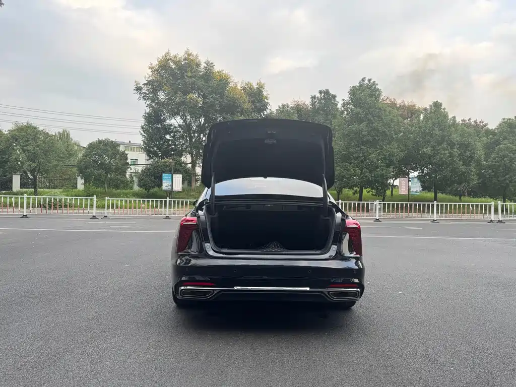 Hongqi Hongqi H5 — миниатюра 17