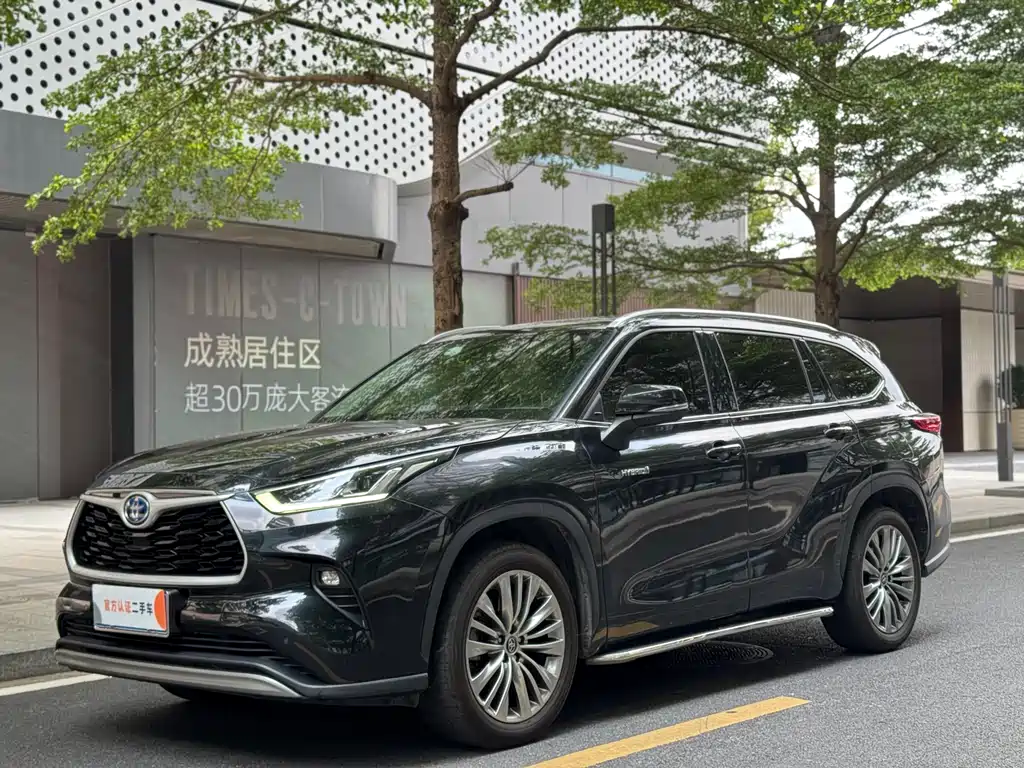 Toyota Highlander 2021