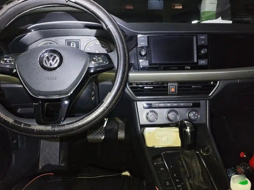 Volkswagen Lavida — миниатюра 13
