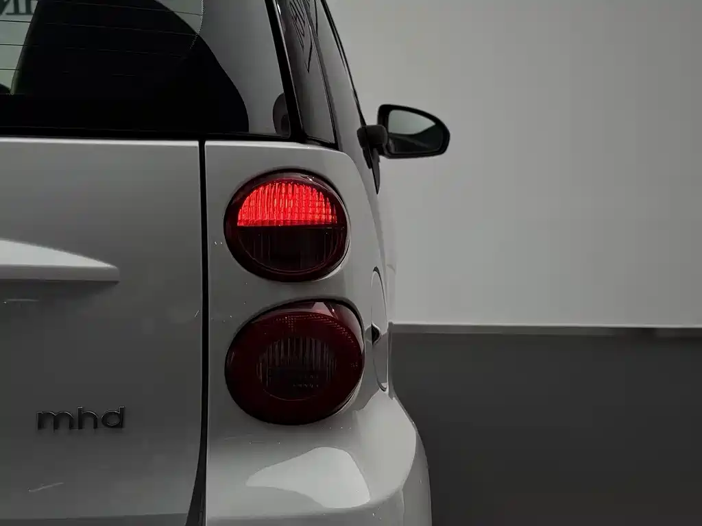 smart Smart Fortwo — миниатюра 13