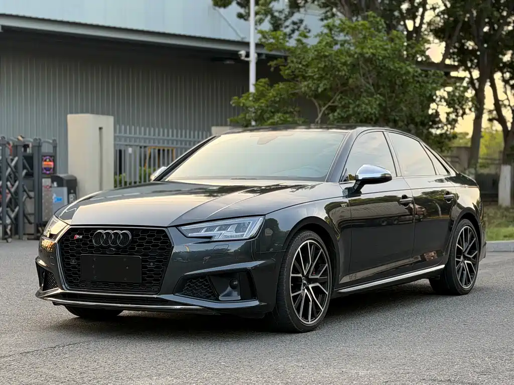 Audi S4 2019