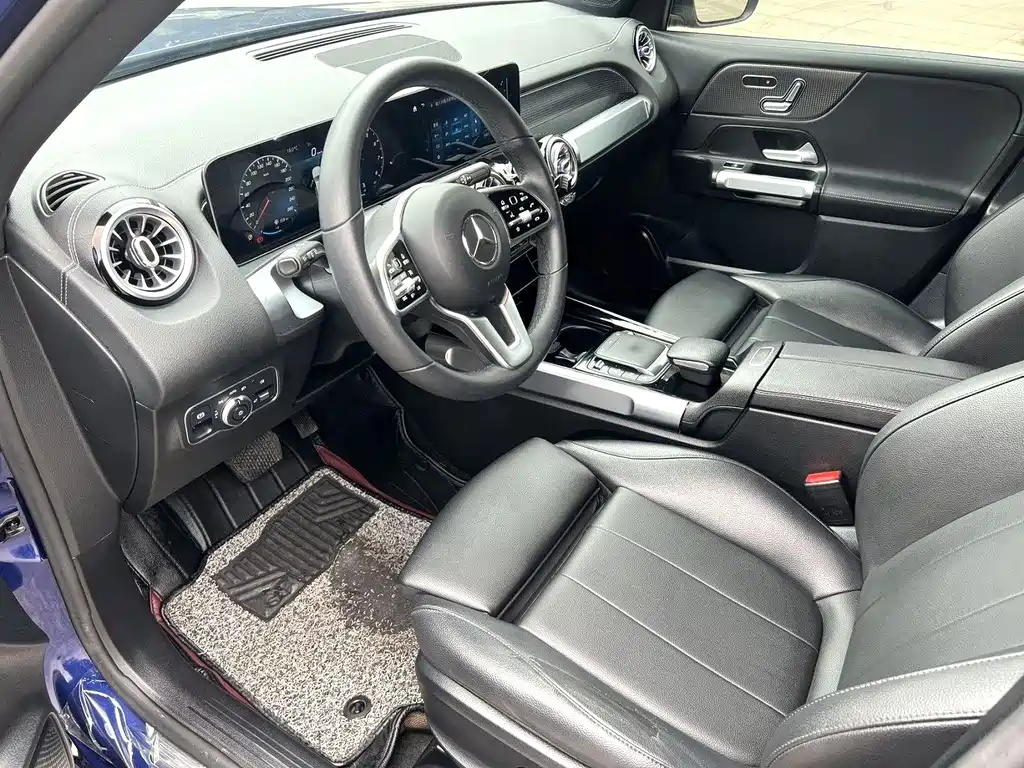 Mercedes-Benz GLB — миниатюра 6