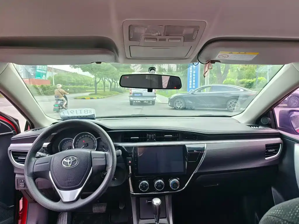 Toyota Corolla — миниатюра 4