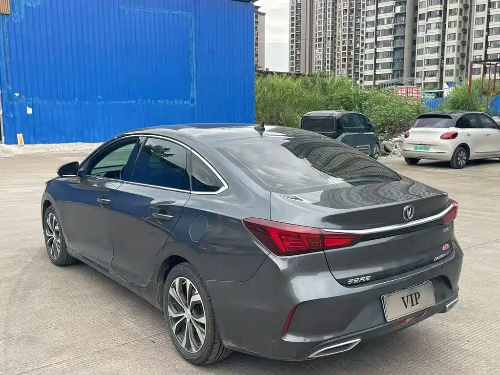 Changan Eado — миниатюра 6