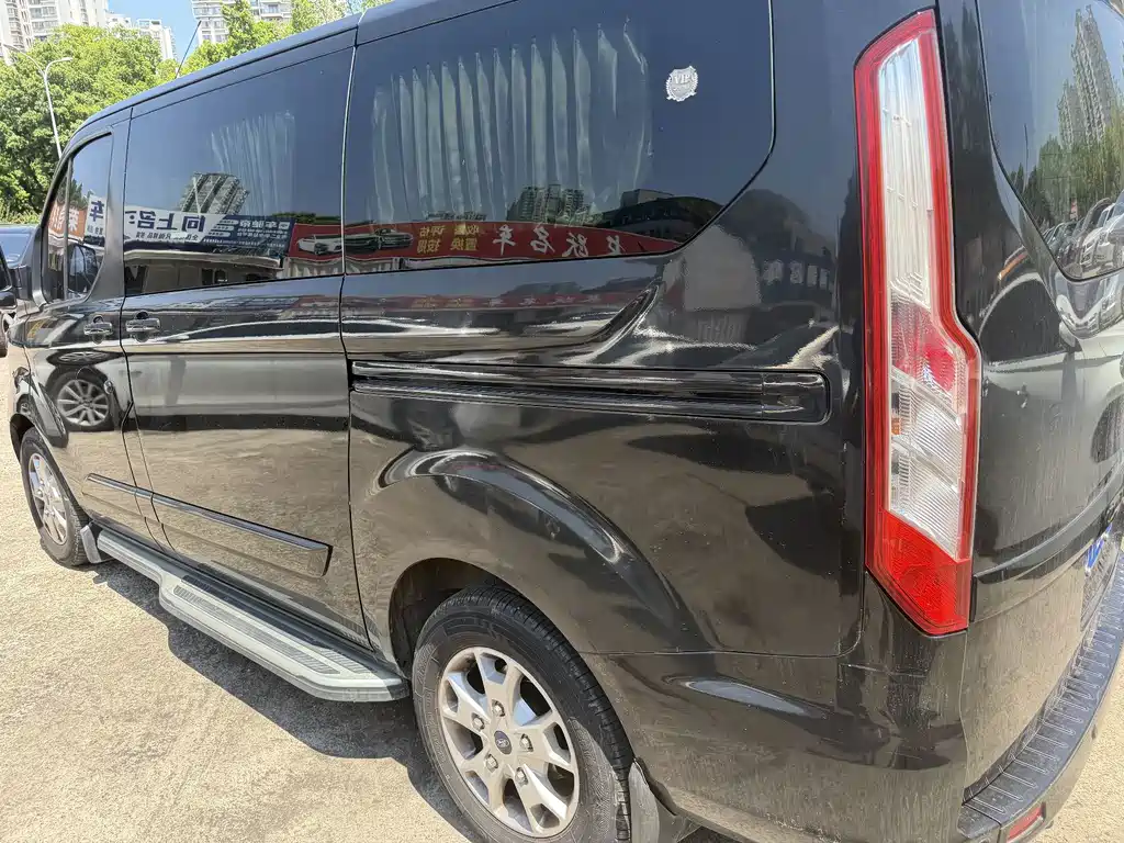 Ford Tourneo — миниатюра 14