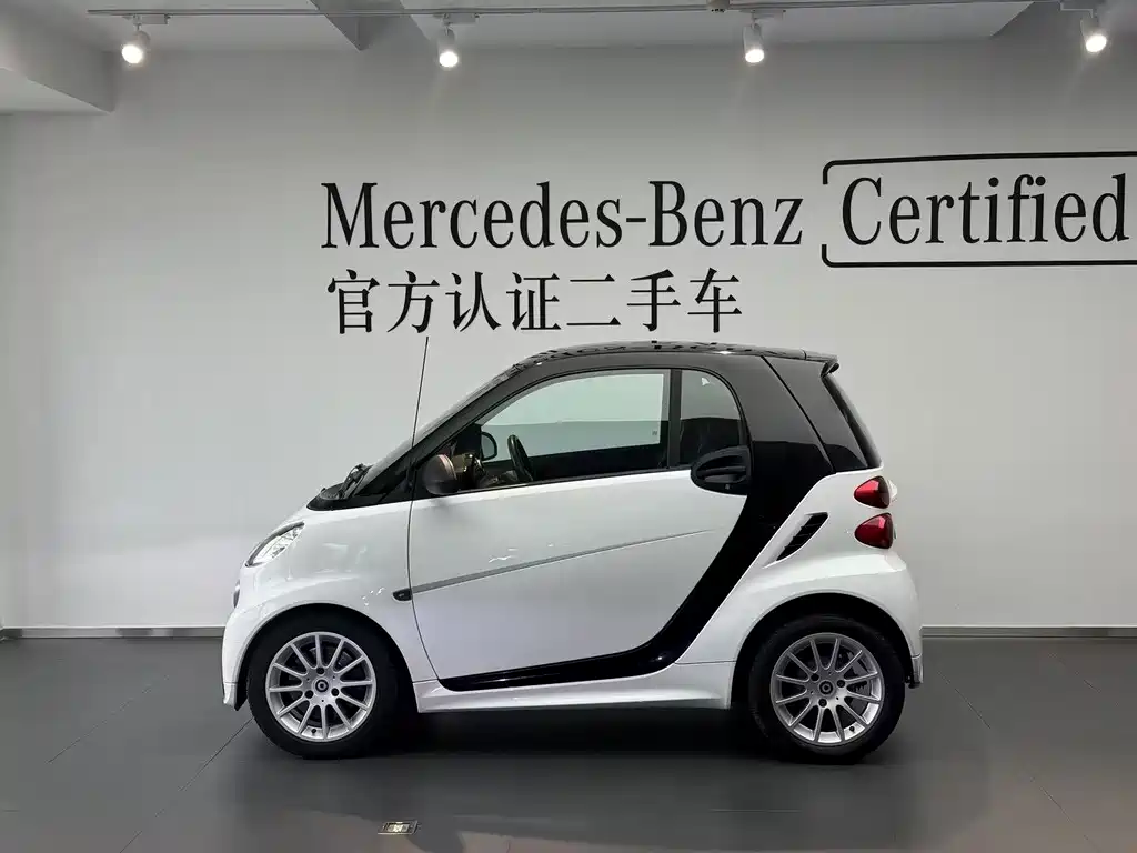 smart Smart Fortwo — миниатюра 2