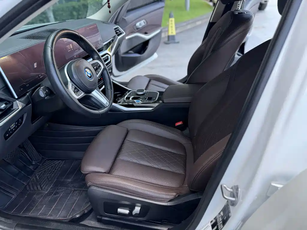 BMW i3 — миниатюра 4