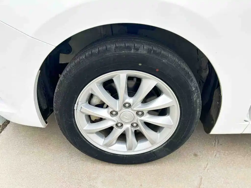 Changan V7 — миниатюра 20