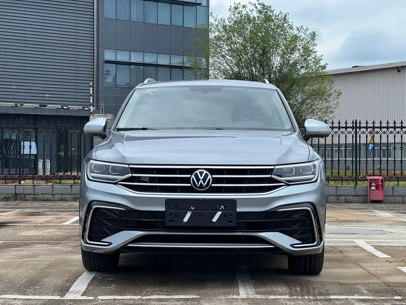 Volkswagen Tiguan L