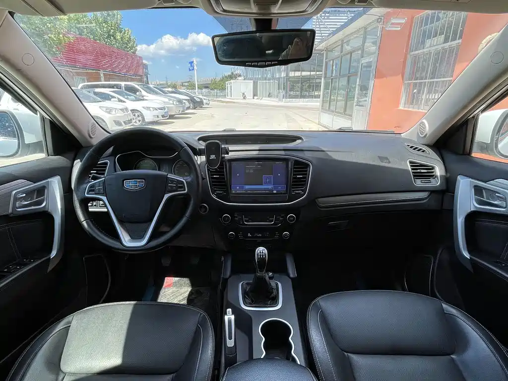 Geely Vision X6 — миниатюра 8