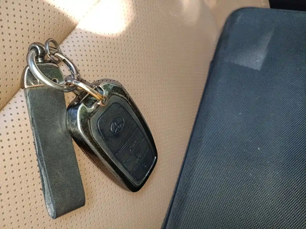 Toyota Camry — миниатюра 12